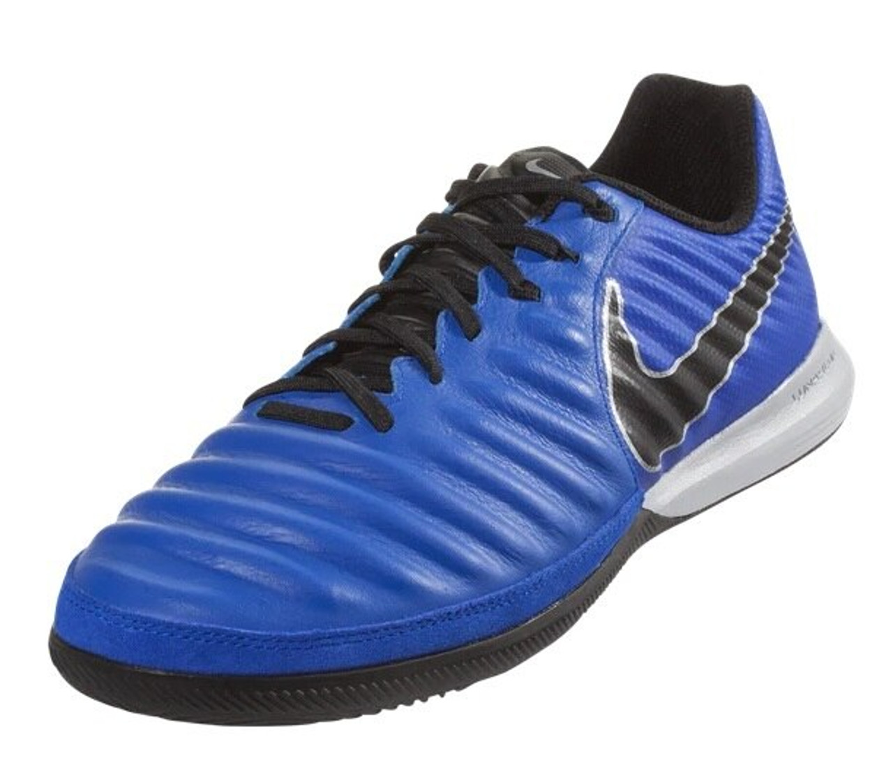 nike tiempo lunar legend