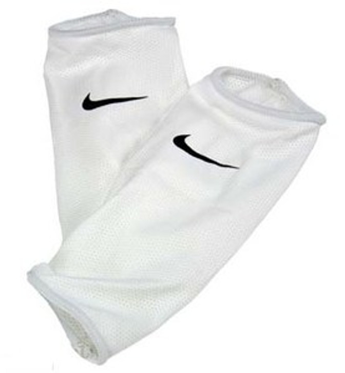 Nike Guard Lock Sleeves - White/Black (052722)