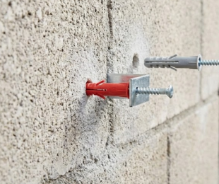 Wall Plugs