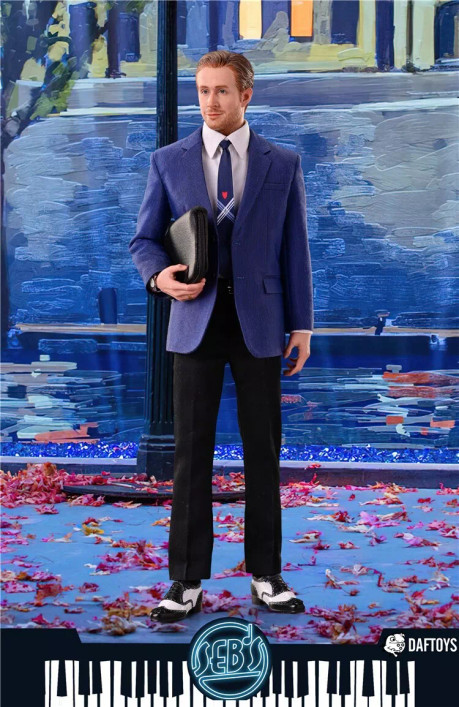 List

Original Version:

Headsculpt*1

Articulated body*1

Interchangeable hand*6

Shirt*1

Pair of Pants*1

Pair of socks*1

Suit jacket*1

Tie*1

Pair of Theater shoes*1

Watch*1

Hat*1

Handbag*1

Piano score page*3

Vantage piano chair*1

Microphone and the shelf*1

Stand*1