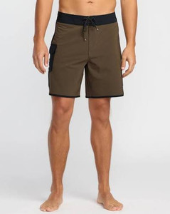 73 Pro 24A081509 TRUNKS
