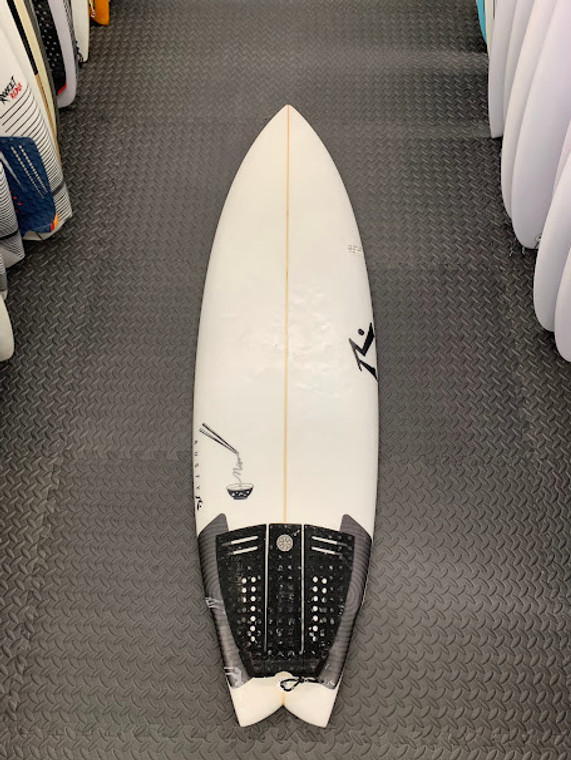 5'8 Rusty Miso Fcs2 27.8L C#984 19.5" X 2.27" SURF      USED BOARD