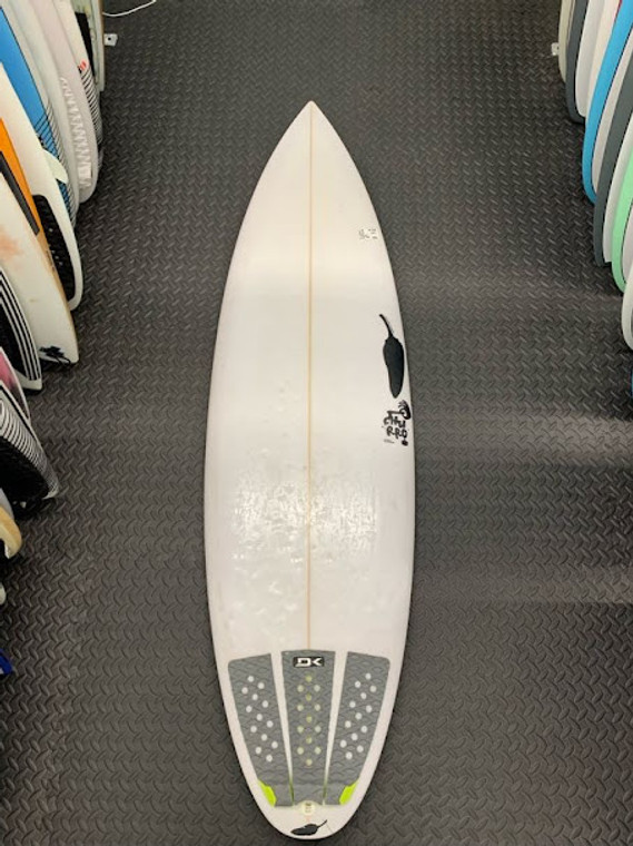 5'9 Chili Churo Fcs2 28L C#952 19 11/16X2 3/8 SURF      USED BOARD