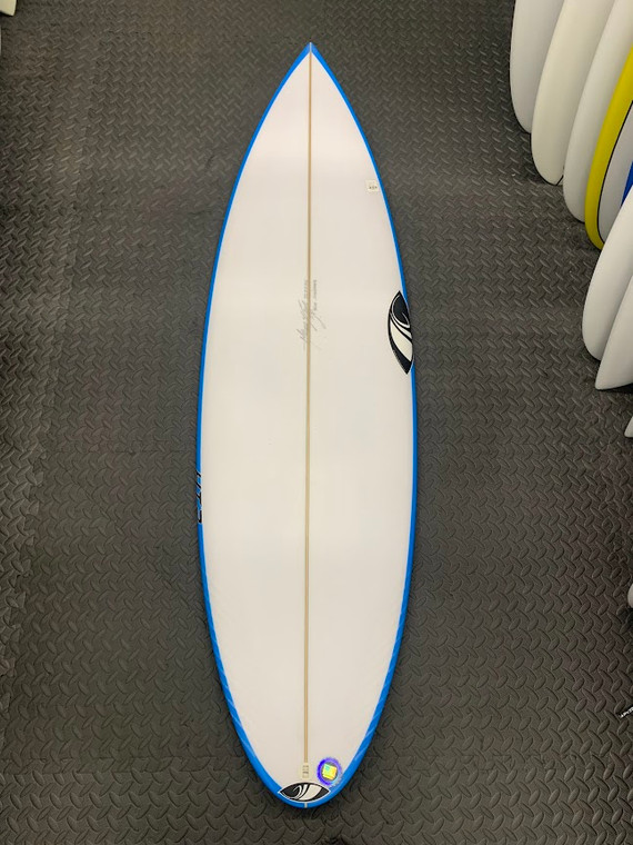 5'7 Ht2 (New) #927992 C#SHARPEYE SURF      USED BOARD