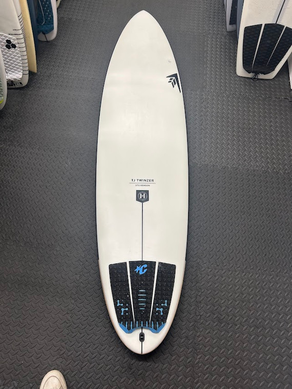 7'4 Tj Twinzer T#008 (54L) SURF      USED BOARD