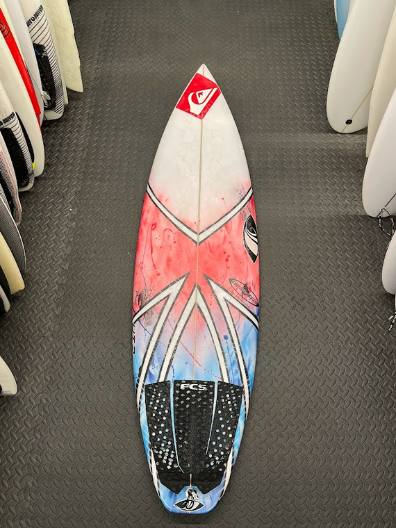 5'8" Ht2 C#CURREN24.7L SURF      USED BOARD