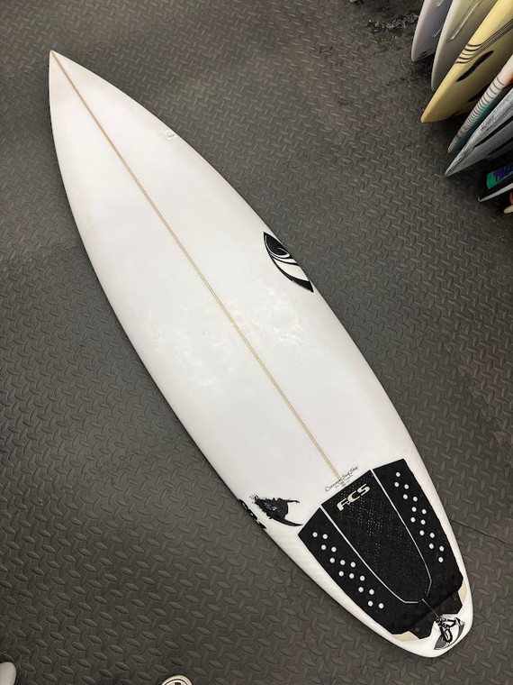 5'9 Sb-1 Sharpeye T#RON (25.7L) SURF      USED BOARD