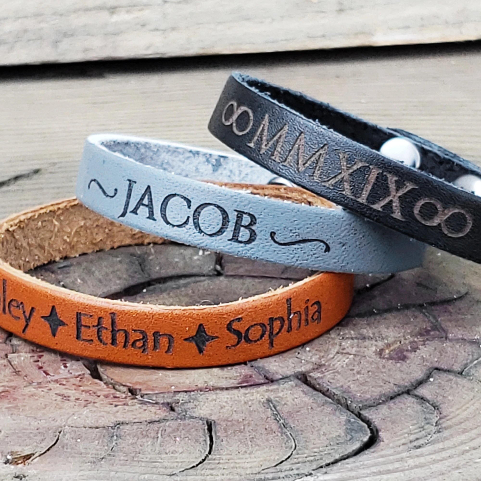 Quality Personalized Leather Bracelets With Custom Engraving Customize quality-personalized-leather-bracelets-with-custom-engraving-customize