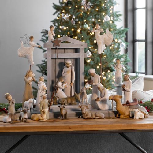Nativity Premier plus Elevated Angels, 25-piece Set slide 