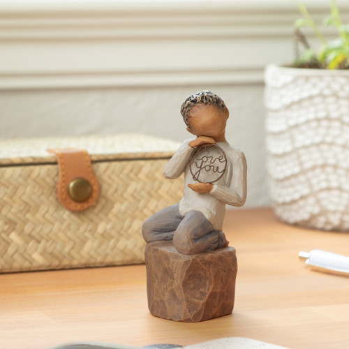 Love you too (darker skin) slide 