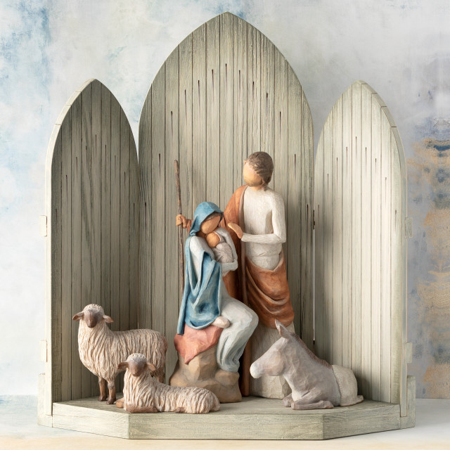 Willow Tree Natività Starter Set Con 3 Re Magi E Sfondo Stella: 10 Figure In Resina Dipinte A Mano. Include Maria, Giuseppe, Gesù Bambino, Asino, Pecore, Pastore E Re Magi. Altezza Max 22,9 Cm. Collezione Classica.