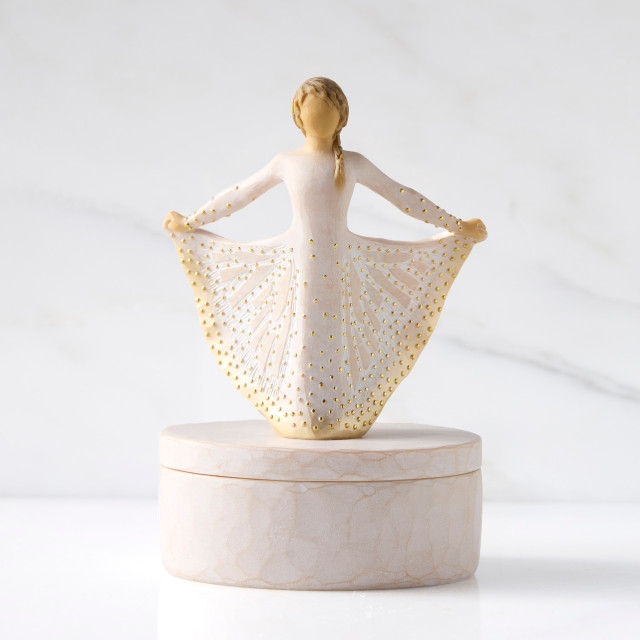 Willow Tree Signature Collection | Iconic Sculptures