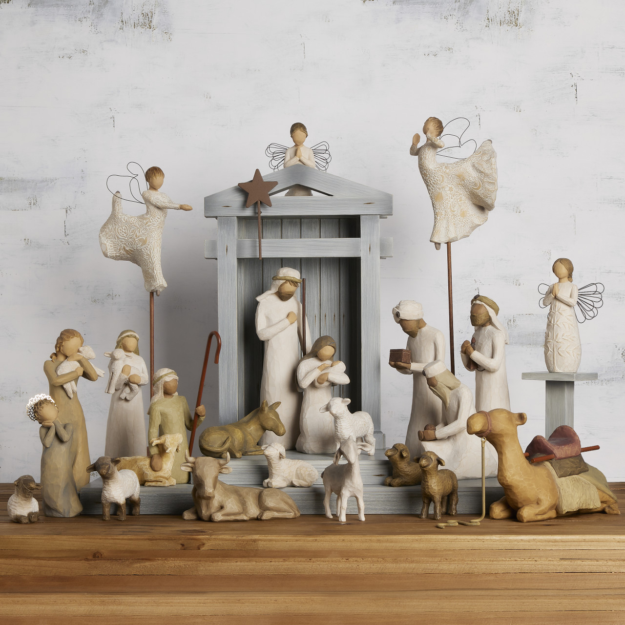 Nativity Premier plus Elevated Angels, 25-piece Set thumbnail