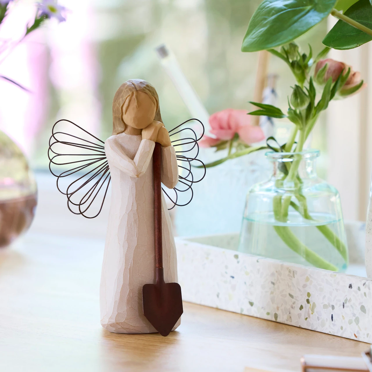 Angel of the Garden figurine | Official Willow Tree