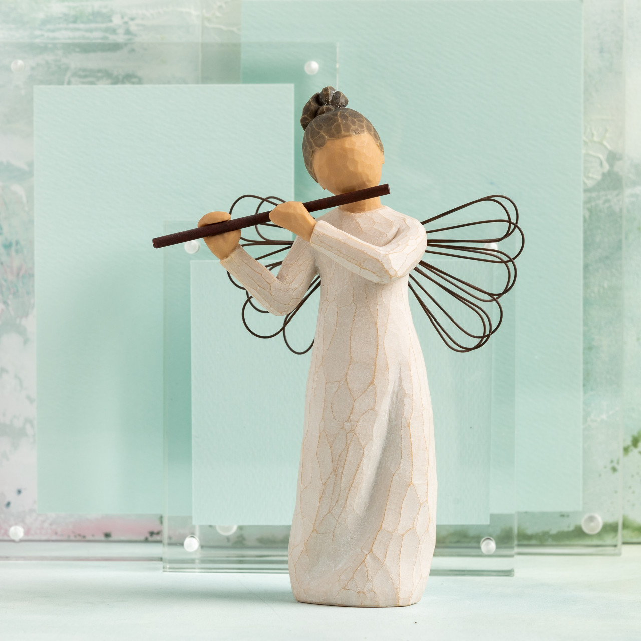 Angel of Harmony figurine | Official Willow Tree