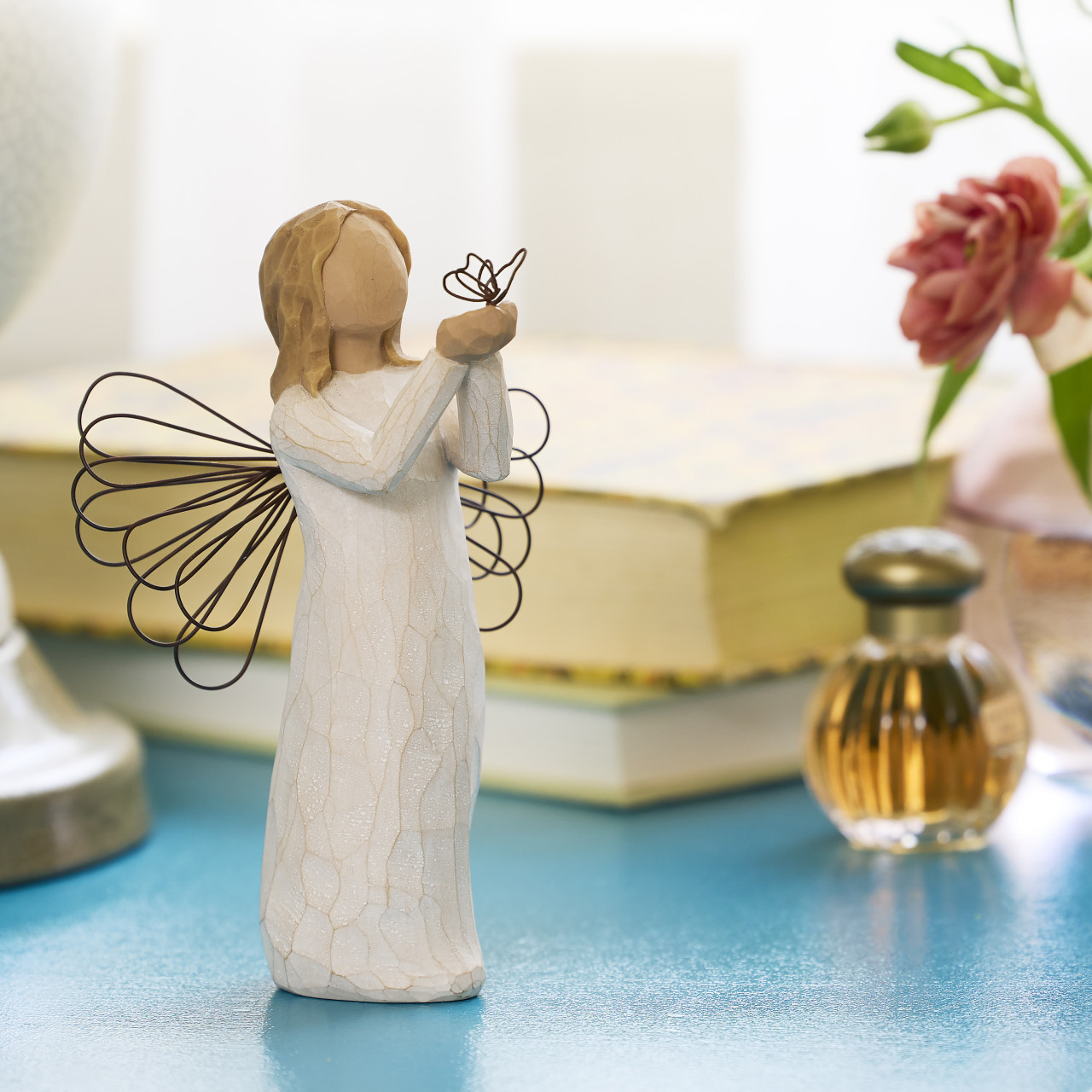 Angel of Freedom figurine | Official Willow Tree