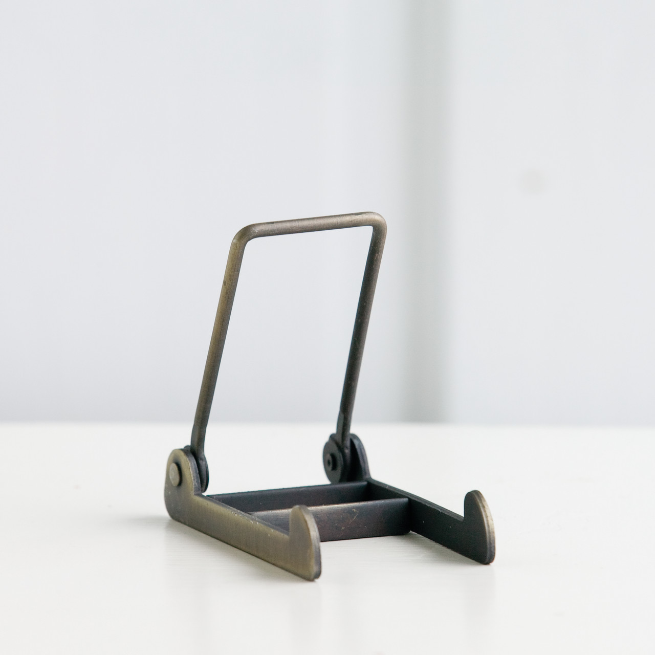 Plaque Stand thumbnail