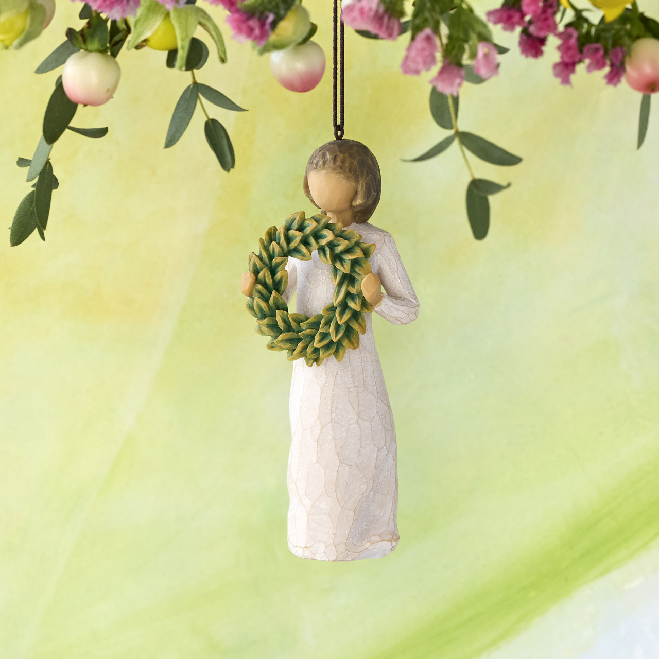 Magnolia Ornament thumbnail