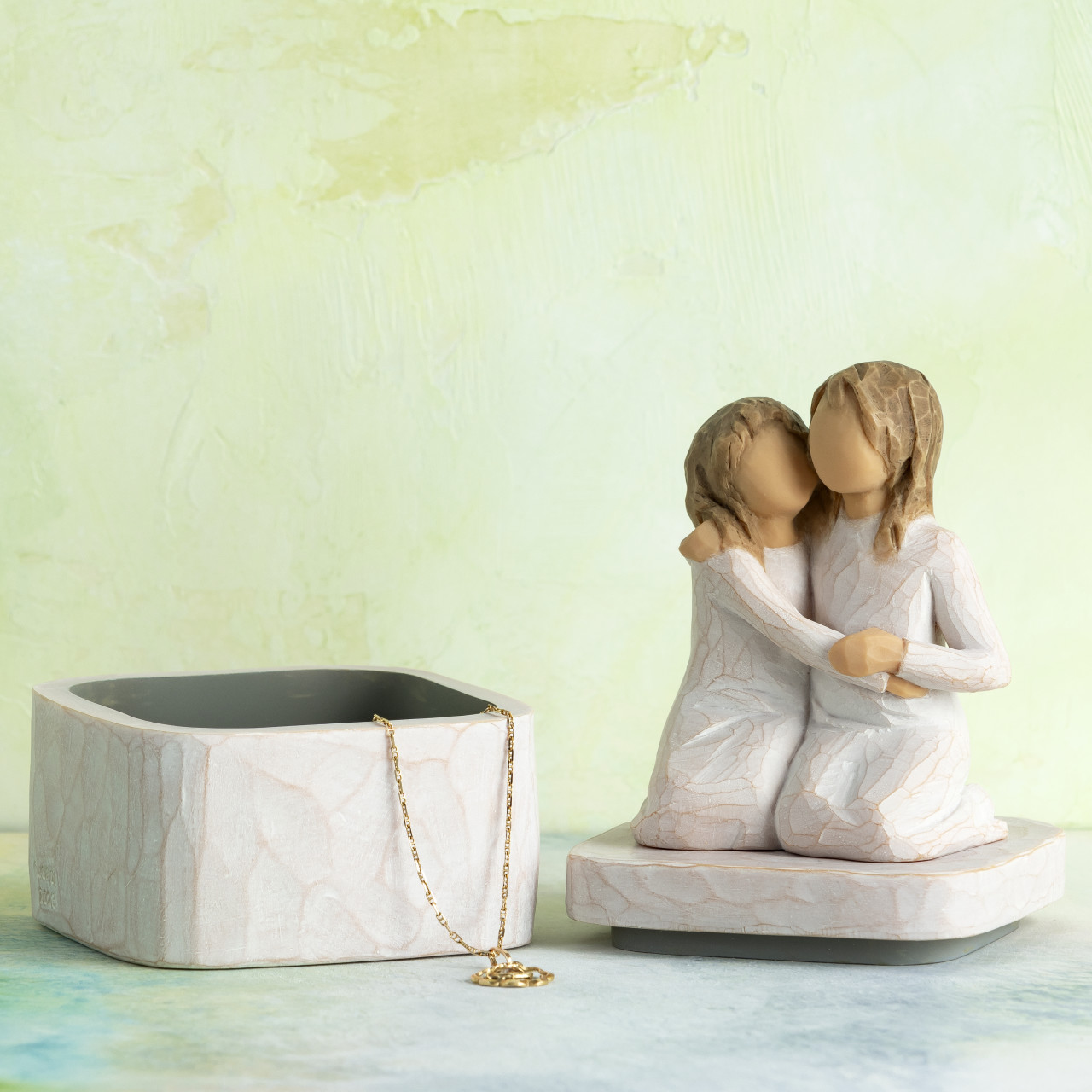 Sister mine Keepsake Box thumbnail