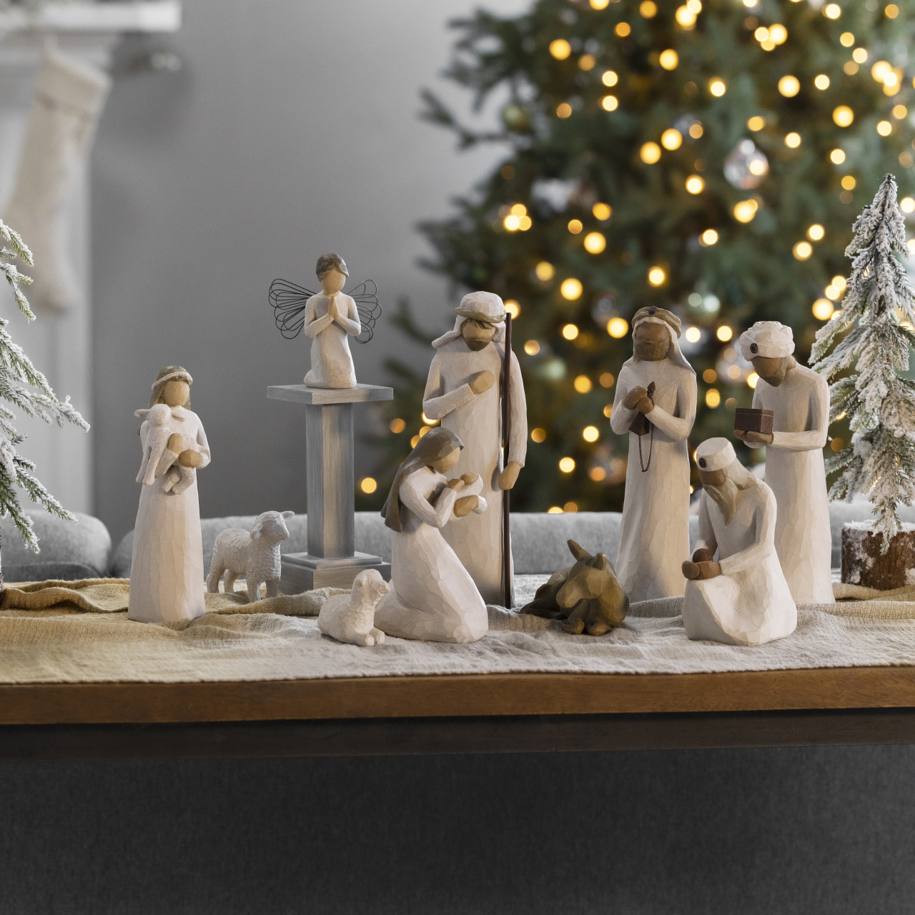 Nativity Starter Figures plus The Three Wisemen and Angel, 11-piece Set thumbnail