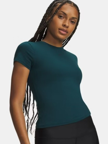 UA Motion Fitted Women's Short Sleeve