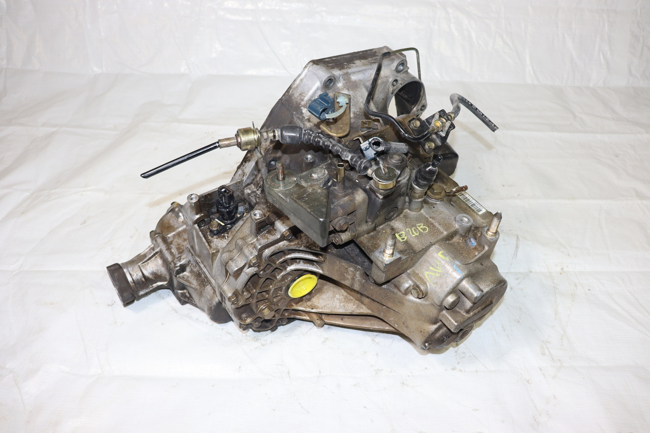 JDM Honda CR-V 2.0L SBXM 4WD 5 Speed Manual Transmission 1998-2001