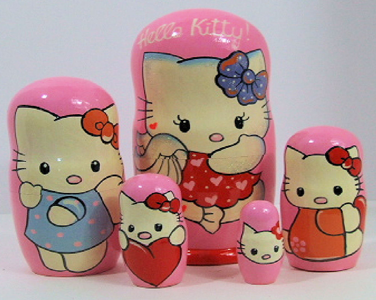 hello kitty nesting dolls