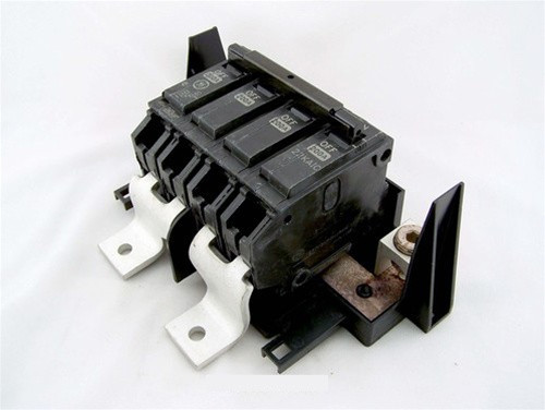 Ge 200A 200 Amp Main Replacement Circuit Breaker Thqmv200 240V 22Ka 2