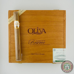 Oliva - Connecticut Reserve - Churchill Cigars, 7x50 (20 Count)