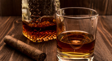 The Secret to Pairing the Perfect Scotch with the Perfect Cigar