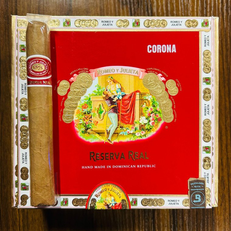 Romeo y Julieta Reserva Real Corona
