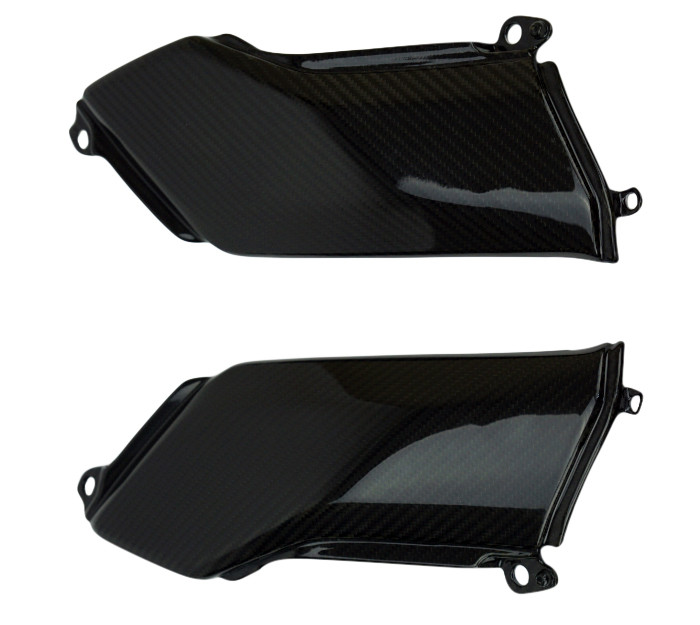 Under Tank Covers in Glossy Twill Weave Carbon Fiber for Kawasaki Z900 2017-2024