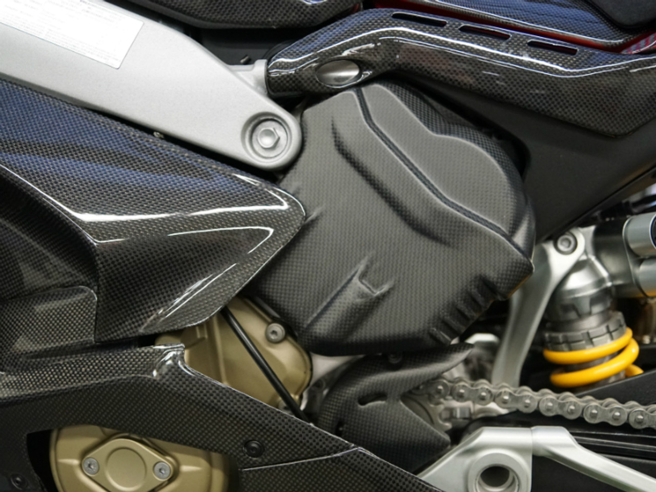 Engine Cover (LH) in Matte Plain Weave Carbon Fiber for Ducati Panigale V4, Streetfighter V4 installed