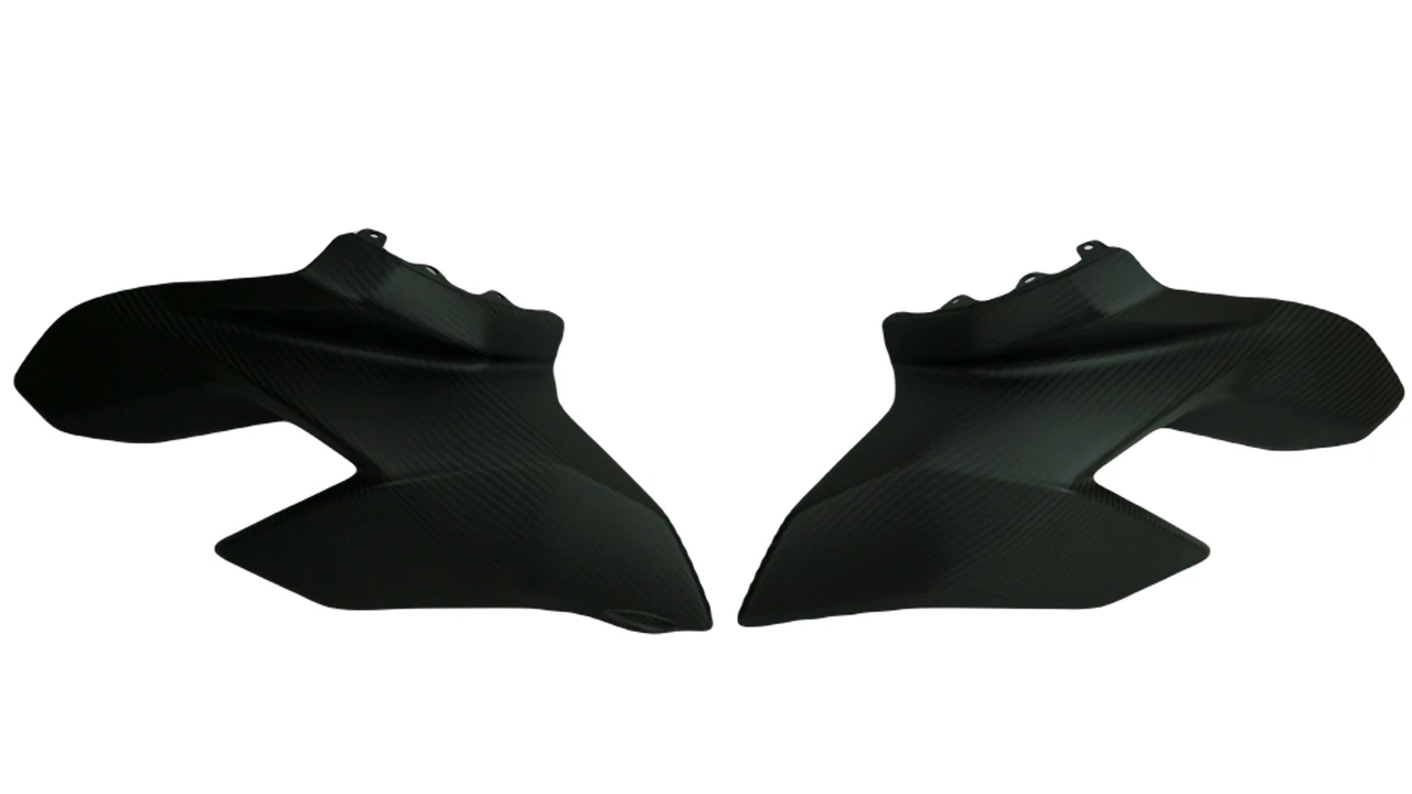 Upper Side Panels in 100% Carbon Fiber for Ducati  Streetfighter V4  2020-2022