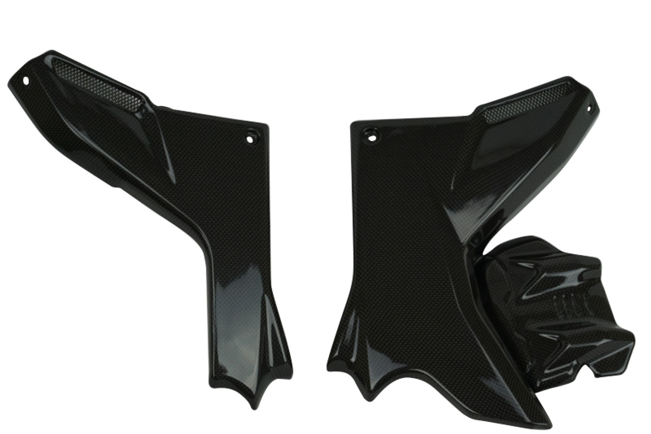 Under Tank Side Panels in Glossy Plain Weave Carbon Fiber for Ducati Multistrada V4