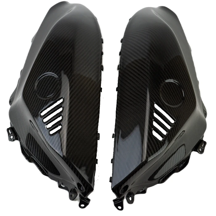 Tank Side Covers in Glossy Twill Weave Carbon Fiber for Yamaha R7  2022-2025