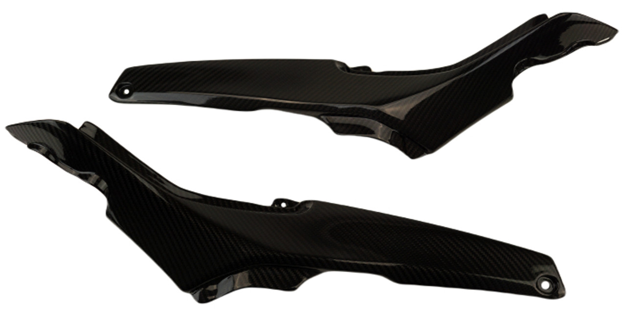 Under Seat Panels in Under Seat Panels in Glossy Twill Weave Carbon Fiber for Yamaha R7