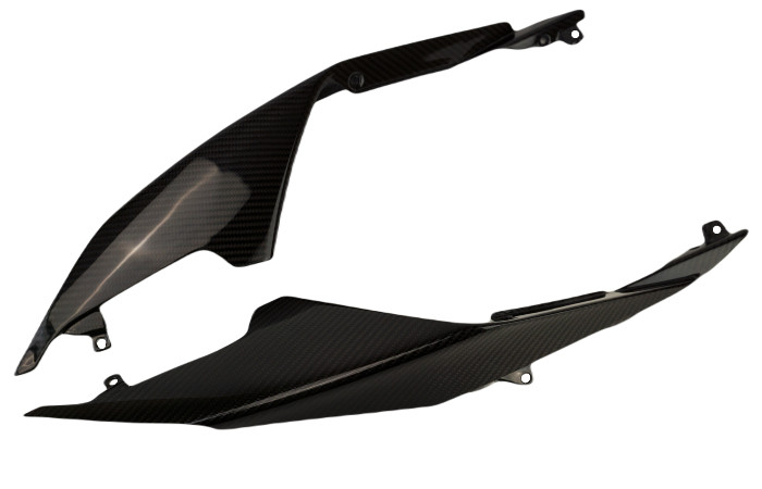 Tail Fairings in Glossy Twill Weave Carbon Fiber for Aprilia RS660
