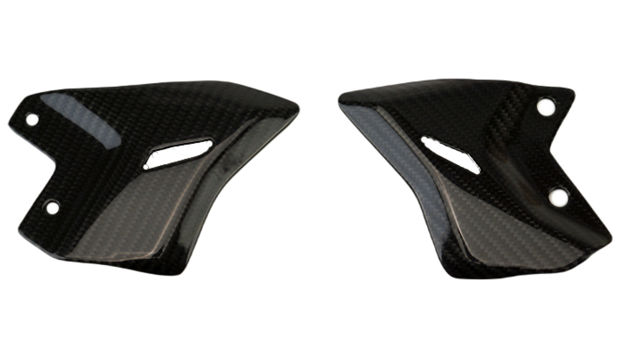 Heel Guards in Glossy Twill Weave Carbon Fiber for Kawasaki Z650 2020+, Z650RS