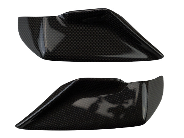 Air Intake Infills in Glossy Plain Weave Carbon Fiber for Triumph Speed Triple 1200