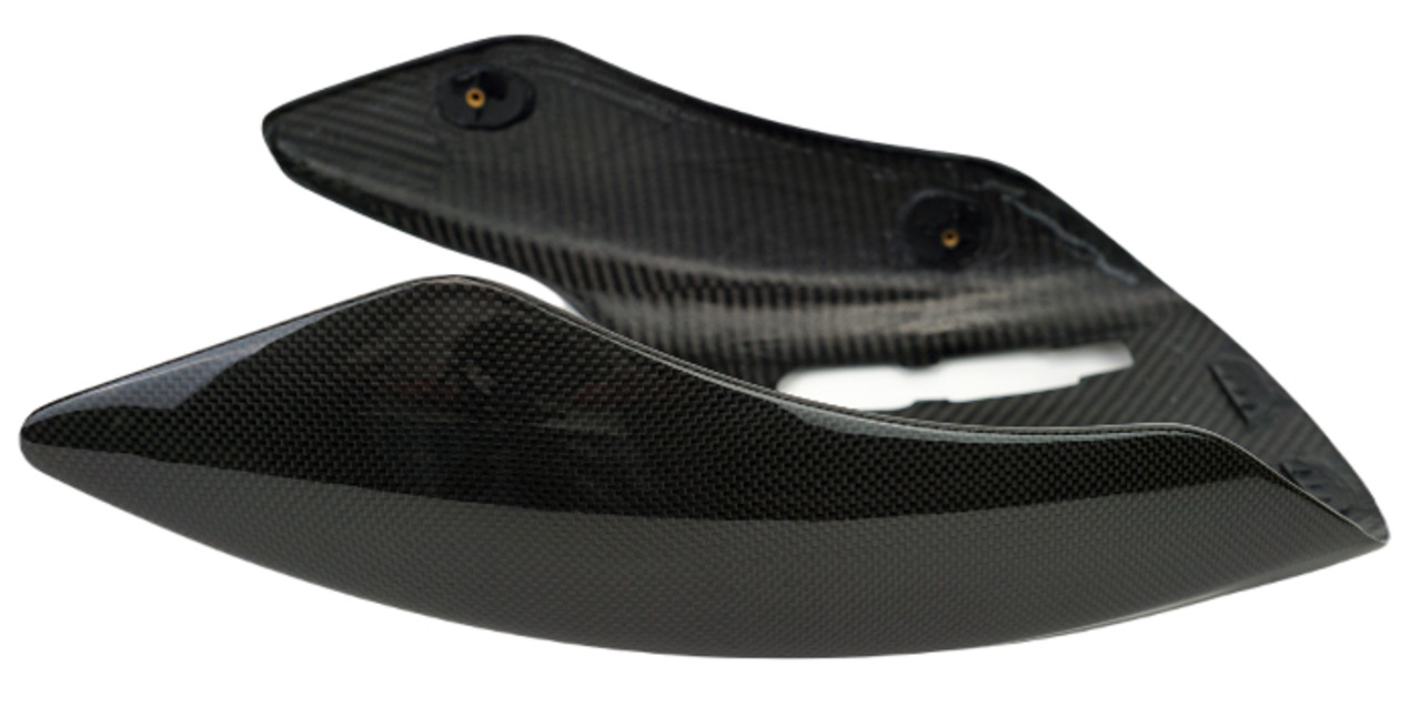 Tail Cowl in Glossy Plain Weave Carbon Fiber for Triumph Rocket III 2020+