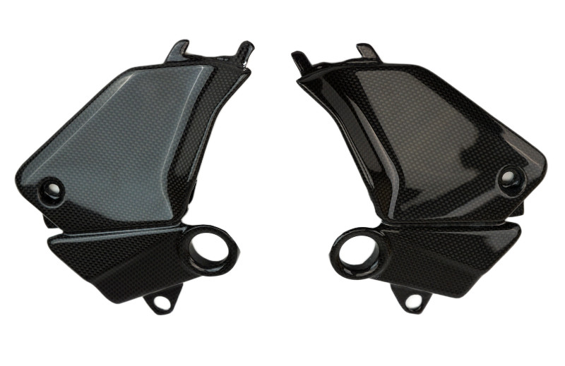 Frame Infills in Glossy Plain Weave Carbon Fiber for Ducati Panigale V4 2025+

