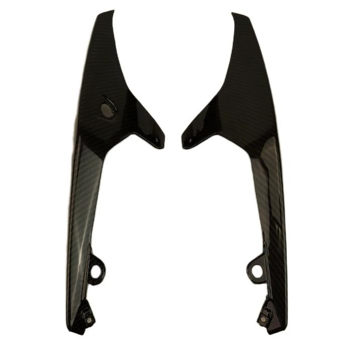 Tail Fairings in Glossy Twill Weave Carbon Fiber for Suzuki GSX-8R, GSX-8S