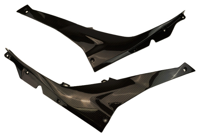 Under Tank Panels in Glossy Twill Weave Carbon Fiber for Aprilia RS457