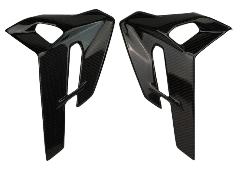 Belly Panels in Glossy Twill Weave Carbon Fiber for Ducati Streetfighter V2 2025+ 