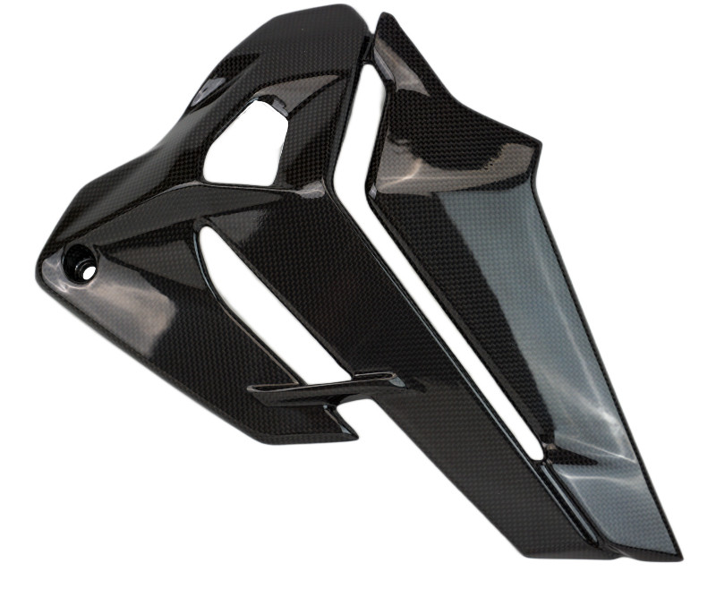 Right Side of Belly Panels in Glossy Plain Weave Carbon Fiber for Ducati Streetfighter V4 2025+