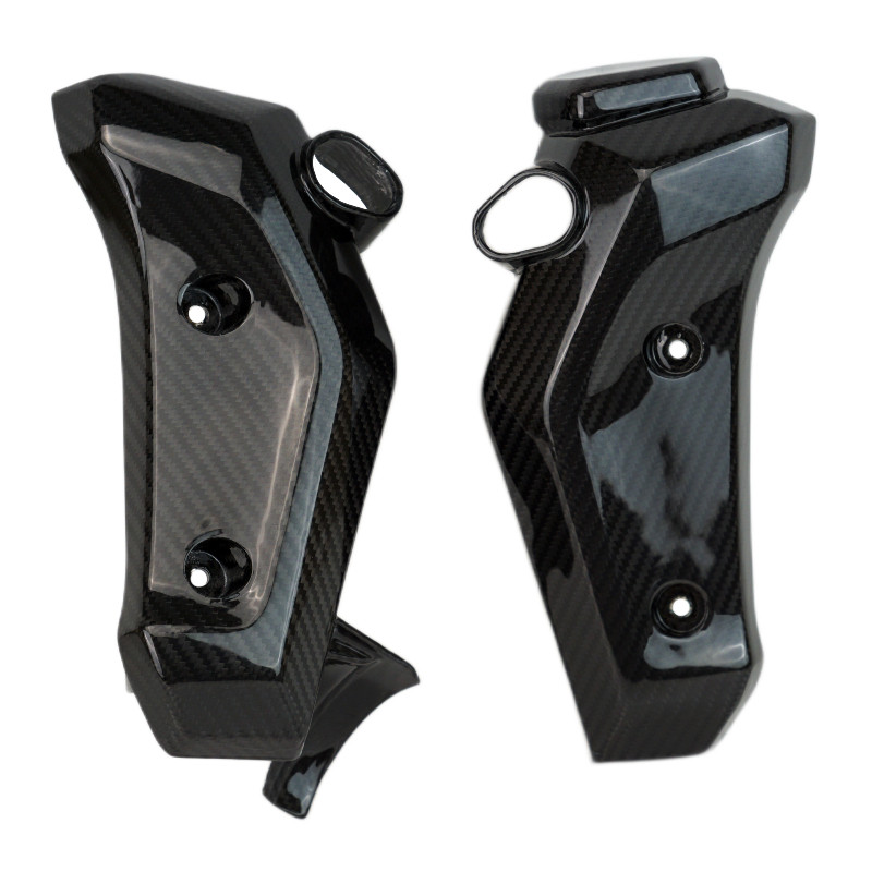 Radiator Covers in Glossy Twill Weave Carbon Fiber for Yamaha MT-07 2025+
