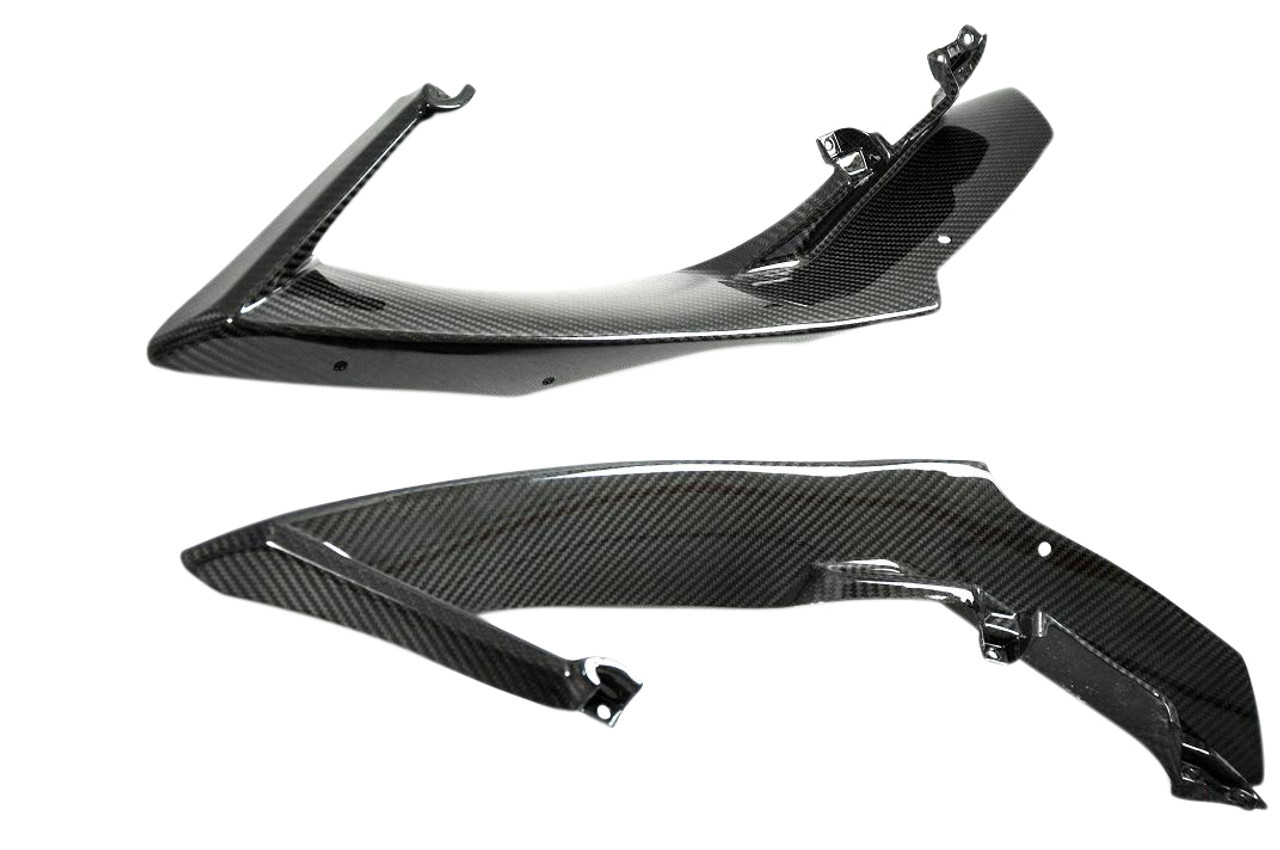 Upper Side Panels in Glossy Twill Weave Carbon Fiber for Yamaha R1 07-08