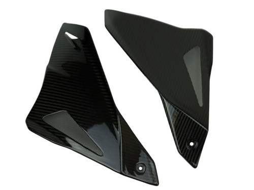 Side Panels in Glossy Twill Weave Carbon Fiber for Yamaha FZ-10-MT-10