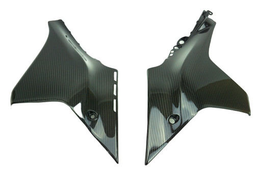 Upper Side Panels in 100% Carbon Fiber for Yamaha R1 2020+